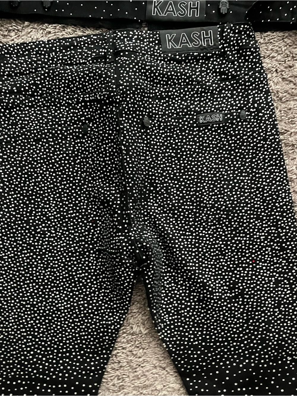Black KASH Rhinestones Set - Picture 8 of 9